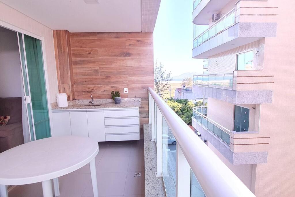 Апартаменты Lindissimo Apartamento, Ar Condic, 7 Min Da Praia! Кабу-Фриу Экстерьер фото